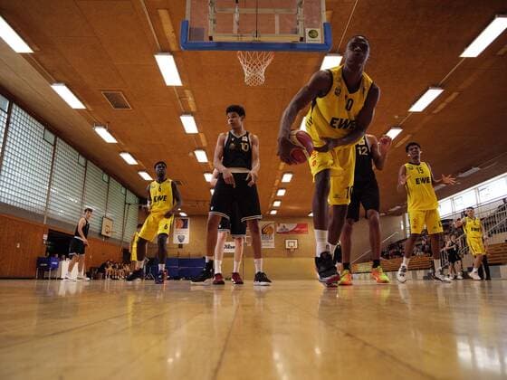 Jerry Ndhine 10 Baskets Juniors Oldenburg during the match EWE Baskets Juniors Oldenburger TB vs SG Junior Löwen Braunschweig Basketball, NBBL, 17 07 2021, Season 2021 2022, Summer League, 5 Matchday Copyright xErikxHillmer EIBNERx EP ehr EWE Baskets Juniors Oldenburger TB vs SG Junior Löwen Braunschweig Basketball, NBBL, 17 07 2021, Season 2021 2022, Summer League, 5 Matchday Oldenburg Copyright: xErikxHillmer EIBNERx EP_ehr