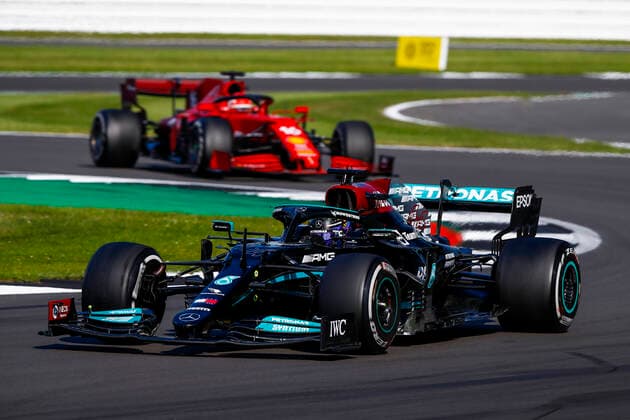 44 HAMILTON Lewis (gbr), Mercedes AMG F1 GP W12 E Performance, action during the Formula 1 Pirelli British Grand Prix 2021, 10th round of the 2021 FIA Formula One World Championship, WM, Weltmeisterschaft from July 16 to 18, 2021 on the Silverstone Circuit, in Silverstone, United Kingdom - FORMULE 1 : Grand prix de Grande Bretagne - Course - Silverstone - 18 07 2021 DPPI PANORAMIC  _B2_0207