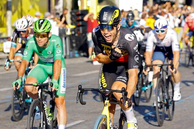 PARIS, FRANCE - JULY 18 : VAN AERT Wout (BEL) of JUMBO-VISMA victory during stage 21 of the 108th edition of the 2021 Tour de France cycling race, the stage of 108,4 kms between Chatou and finish at the Champs Elysees in Paris. on July 18, 2021 in Paris, France, 18 07 2021 CYCLISME : Tour de France 2021 - Etape 21 - Chatou to Champs Elysees - 18 07 2021 PHOTONEWS PANORAMIC 