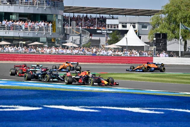 33 Max Verstappen NED, Red Bull Racing , 44 Lewis Hamilton GBR, Mercedes AMG Petronas F1 Team , F1 Grand Prix of Great Britain at Silverstone Circuit on July 18, 2021 in Silverstone, United Kingdom Photo by HOCH ZWEI Silverstone United Kingdom
