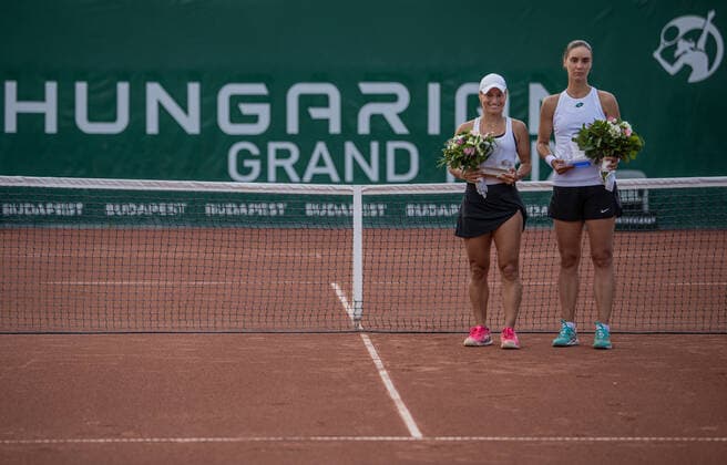 WTA, Tennis Damen Hungarian Grand Prix 2021 - Final Yulia Putintseva of Kazakhstan and Kalinina Anhelina of Ukraine after the final at WTA Hungarian Grand Prix on July 18, 2021 in Budapest, Hungary. Budapest Hungary szaniszlo-notitle210718_npNRX  Copyright: xRobertxSzaniszlox