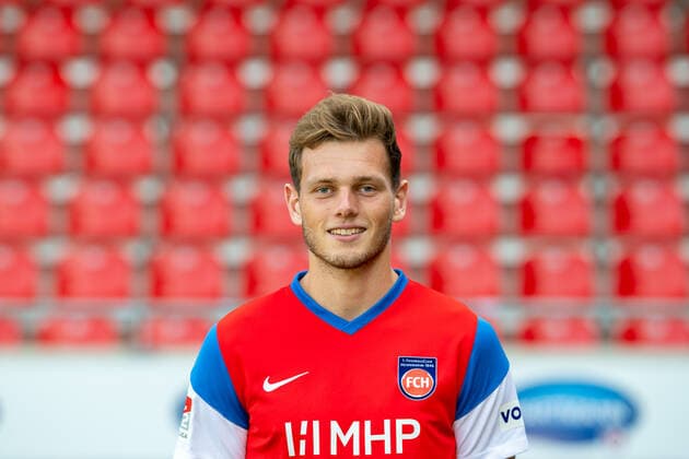 Tim Siersleben FC Heidenheim, 04 , GER, 1 FC Heidenheim 1846 e V , Football, 2 Bundesliga, Player portraits, Freelancer, Season 2021 2022, 20 07 2021, GER, 1 FC Heidenheim 1846 e V , Football, 2 Bundesliga, Player portraits, Freelancer, Season 2021 2022, 20 07 2021 Heidenheim Copyright: xEibner-Pressefotox EP_EER