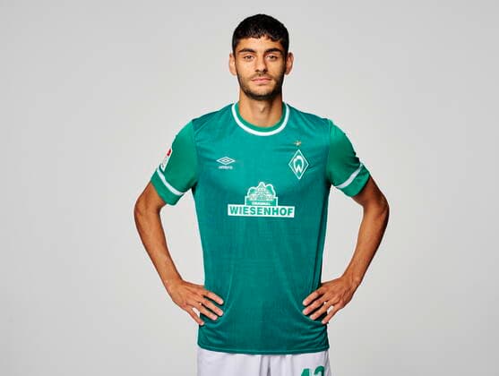 Portraits SV Werder Bremen 2021 2022 SV Werder Bremen 2 BL, portrait date 2021 2022 Eren Dinkci Werder Bremen 43 nordphotoxGmbHxx xHeidmannx xWerder.de nph00001