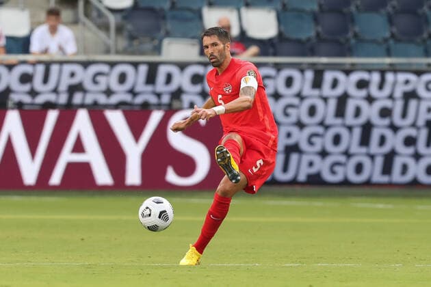 KANSAS CITY, KS - JULY 15: Canada defender Steven Vitoria (5) makes a pass in the first half of a Concacaf Gold Cup match between Haiti and Canada on Jul 15, 2021 at Children s Mercy Park in Kansas City, KS. (Photo by Scott Winters Icon Sportswire) SOCCER: JUL 15 Concacaf Gold Cup - Haiti v Canada Icon2107150038