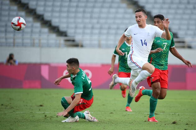 July 22, 2021, Chofu, Tokyo, Japan: Florian THAUVIN of France in action during the Group A Pool Game of the Men s Football tournament at the Tokyo Stadium on July 22nd 2021 in Tokyo, Japan Chofu Japan - ZUMAc179 20210722_zep_c179_039 Copyright: xMickaelxChavetx