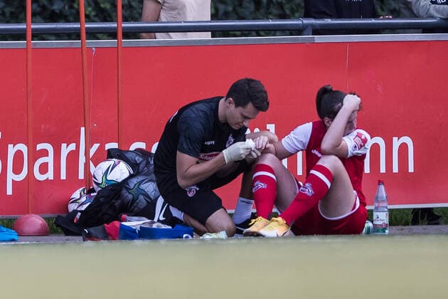 Test match 1 FC Koeln Vorwaerts SpoHo 21 07 2021 Adriana Achcinska 9, 1 FC Koeln must be treated Test match 1 FC Koeln Vorwaerts SpoHo, Koeln, Geissbockheim DFL REGULATES PROHIBIT ANY USE OF PHOTOGRAPHS AS IMAGE SEQUENCES AND OR QUASI VIDEO Copyright: xBEAUTIFULxSPORTS Wunderlx