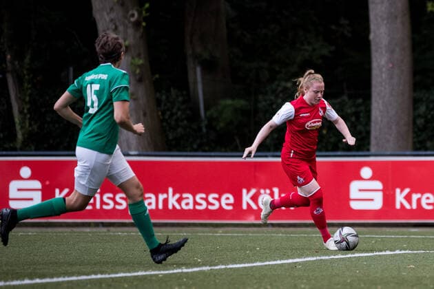 Testspiel 1 FC Koeln Vorwaerts SpoHo 21 07 2021 Amber Barrett 22, 1 FC Koeln Testspiel 1 FC Koeln Vorwaerts SpoHo, Koeln, Geissbockheim DFL REGULATIONS PROHIBIT ANY USE OF PHOTOGRAPHS AS IMAGE SEQUENCES AND OR QUASI VIDEO Copyright: xBEAUTIFULxSPORTS Wunderlx