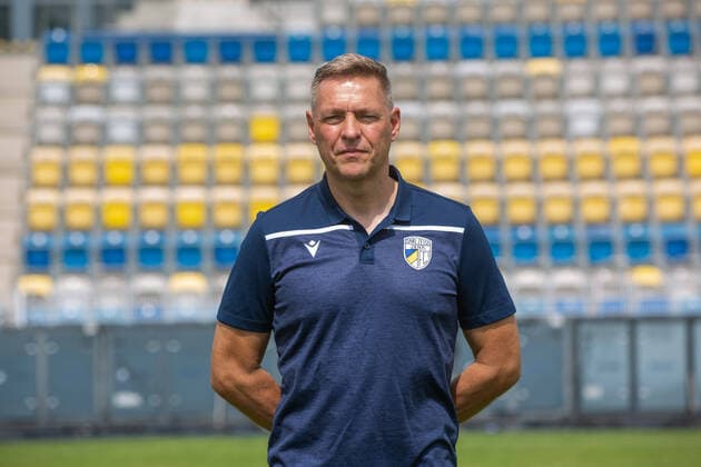 Jena , 220721 , Football Regionalliga , FC Carl Zeiss Jena , Appointment appointment , Portraits in the picture coach Dirk Kunert