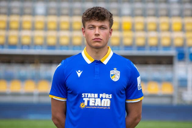 Jena , 220721 , Football Regionalliga , FC Carl Zeiss Jena , Appointment appointment , Portraits in the picture Patrick Scheder