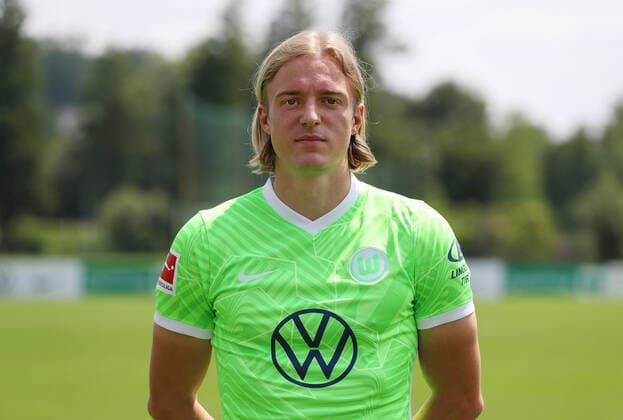 VfL Porträttermin 2021 2022 Bad Waltersdorf, 22 07 2021, VfL Wolfsburg, 1 BL, Porträttermin 2021 2022, Sebastiaan Bornauw VfL Wolfsburg Bad Waltersdorf