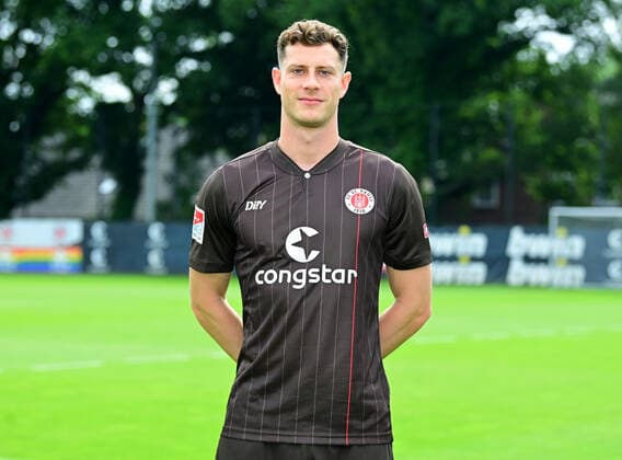 Football James Lawrence Hamburg, 08 07 2021, football, FC St Pauli, photo appointment 2021 Hamburg Poolfoto WITTERS ,EDITORIAL USE ONLY