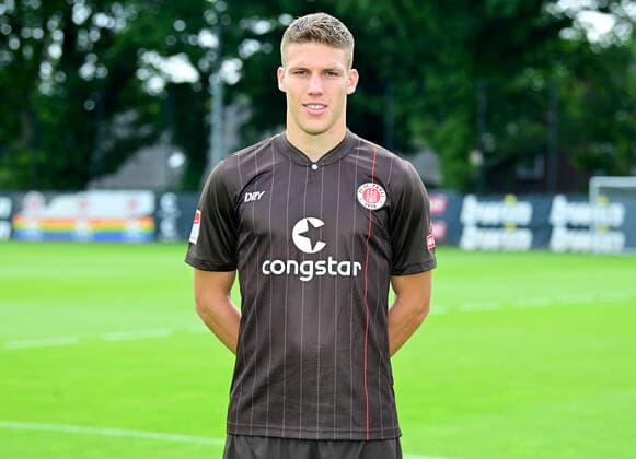 Football Jakov Medic Hamburg, 08 07 2021, football, FC St Pauli, photo appointment 2021 Hamburg Poolfoto WITTERS ,EDITORIAL USE ONLY