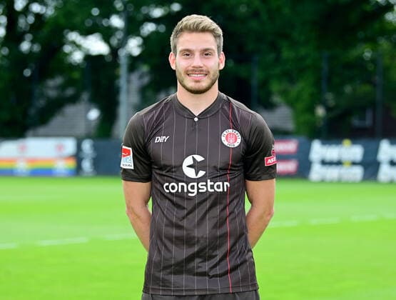 Football Lars Ritzka Hamburg, 08 07 2021, football, FC St Pauli, photo appointment 2021 Hamburg Poolfoto WITTERS ,EDITORIAL USE ONLY