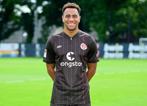Football Etienne Amenyido Hamburg, 08 07 2021, football, FC St Pauli, photo opportunity 2021 Hamburg Poolfoto WITTERS ,EDITORIAL USE ONLY