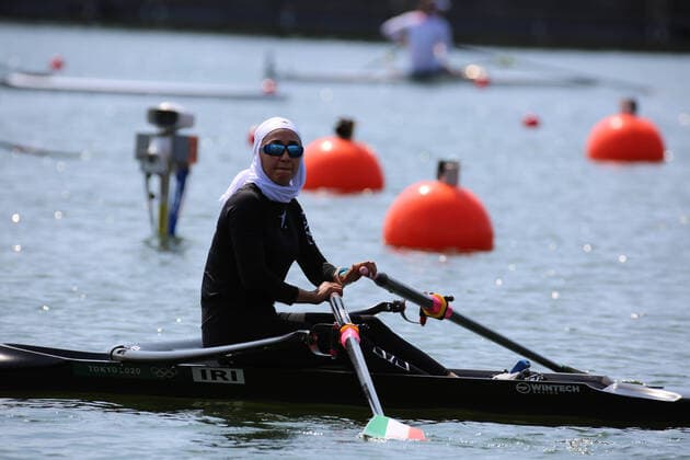 Bilder des Jahres 2021, Sport 07. Juli Tokio 2020 im Jahr 2021, Rückblick: Olympische Highlights Sport Themen der Woche KW29 Sport Bilder des Tages July 23, 2021, Koto City, Tokyo, Japan: Nazanin MALAEI of Iran in action during the Rowing Women s Single Sculls Heats at the Sea Forest Waterway on July 23rd 2021 in Tokyo, Japan Koto City Japan - ZUMAc179 20210723_zep_c179_058 Copyright: xMickaelxChavetx