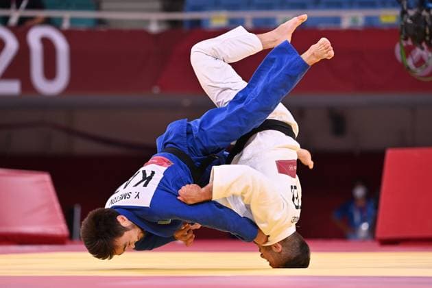 Tornike TSAKADOEA NED white vs Yeldos SMETOV KAZ , blue , Action, Contest for Bronze A, Bronze Medal Match A, Men up to 60 kg, Men 60 kg, Judo, Final Round, Finals, Nippon Budokan on 24 07 2021 Summer Olympics 2020, from 23 07 08 2021 in Tokyo Japan Â