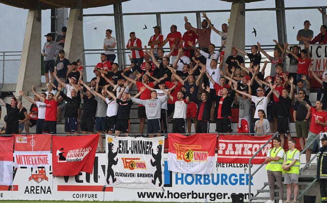 Football, Men, 2021 2022 season, Test match in Imst Austria , 1 FC Union Berlin OGC Nice, Union fans in the stands, 24 07 2021, Copyright: xMatthiasxKochx