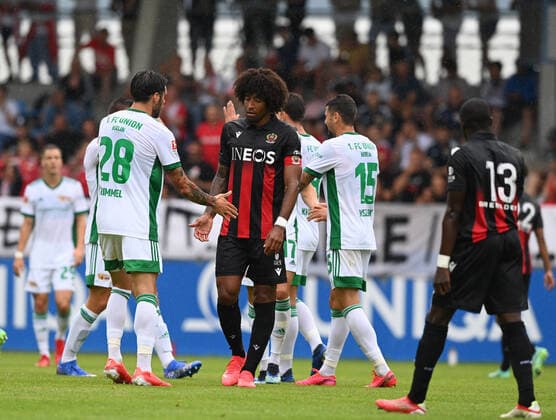 Football, Men, 2021 2022 season, Test match in Imst Austria , 1 FC Union Berlin OGC Nice, f l Christopher Trimmel 1 FC Union , Bonfim Dante OGC Nice , Pawel Wszolek 1 FC Union Berlin after the goal to 1 0 for Union by Rani Khedira not in picture, 1 FC Union Berlin , 24 07 2021, Copyright: xMatthiasxKochx