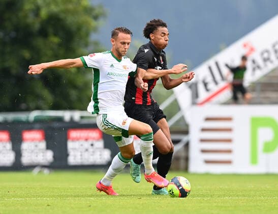 Football, Men, 2021 2022 season, Test match in Imst Austria , 1 FC Union Berlin OGC Nice, v l Marcus Ingvartsen 1 FC Union , Calvin Stengs OGC Nice , 24 07 2021, Copyright: xMatthiasxKochx