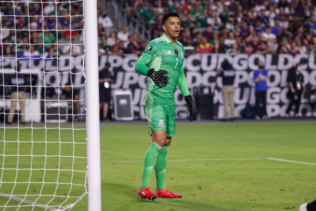 GLENDALE, AZ - JULY 24: Mexico goalkeeper Alfredo Talavera (1) looks on during the Concacaf Gold Cup quarterfinal soccer game between Mexico and Honduras on July 24, 2021 at State Farm Stadium in Glendale, Arizona. (Photo by Kevin Abele Icon Sportswire) SOCCER: JUL 24 Concacaf Gold Cup Quarterfinal - Mexico v Honduras Icon210724026