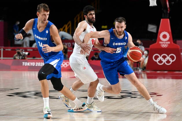 L-R Jan Vesely (Czech), Behnam Yakhchali (Iran) and David Jelinek(Czech) in action during match Iran vs Czech republic in men s basketball group phase, within the Tokyo 2020 Summer Olympics, on July 25, 2021, in Saitama, Japan. (CTKxPhoto OndrejxDeml) CTKPhotoP2021072502012 