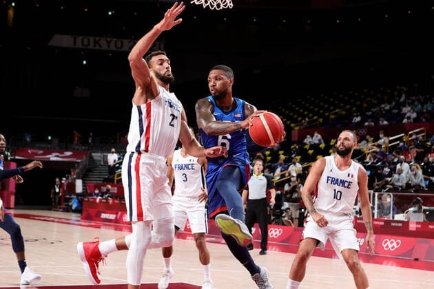 TOKYO, JAPAN - JULY 25: Damian Lillard of Team United States with the ball during the Men s Basketball Preliminary Round Group A - Match 4 between France and USA on Day 2 of the Tokyo 2020 Olympic Games, Olympische Spiele, Olympia, OS at Saitama Super Arena on July 25, 2021 in Tokyo, Japan. (Photo by Pete Dovgan Speed Media Icon Sportswire) OLYMPICS: JUL 25 Olympics Tokyo 2020 Icon2107250215