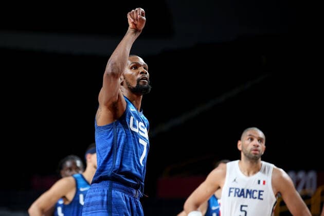 Tokio 2020 im Jahr 2021, Basketball, Herren, Frankreich - USA July 25, 2021, Saitama, Tokyo, Japan: Kevin DURANT of the United States scores a free throw during Men s Preliminary Round Group A Game between France and the United States at the Saitama Super Arena on July 25th 2021 in Saitama, Japan Saitama Japan - ZUMAc179 20210725_zep_c179_115 Copyright: xMickaelxChavetx