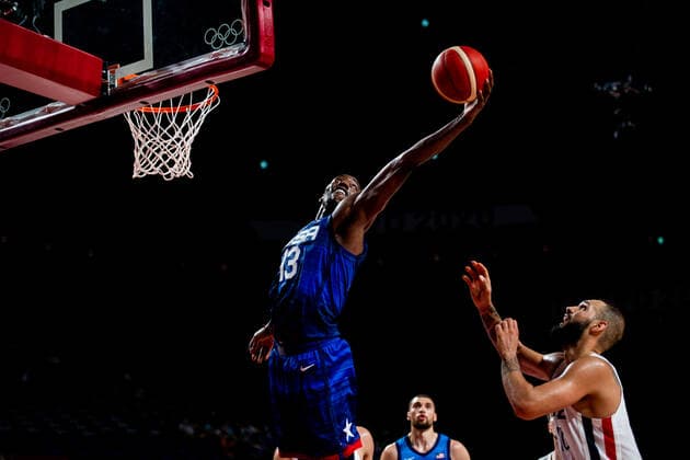 210725 Edrice Femi Adebayo of USA competes in the basketball game between France and USA during day 2 of the Tokyo 2020 Olympic Games on July 25, 2021 in Tokyo Photo Jon Olav Nesvold BILDBYRAN COP 217 JE0005 basketball basketball olympic games olympics os ol olympiska spel olympiske leker tokyo2020 tokyo 2020 tokyo os tokyo ol bbeng france france usa united states,  Copyright: JONxOLAVxNESVOLD BB210725JE072