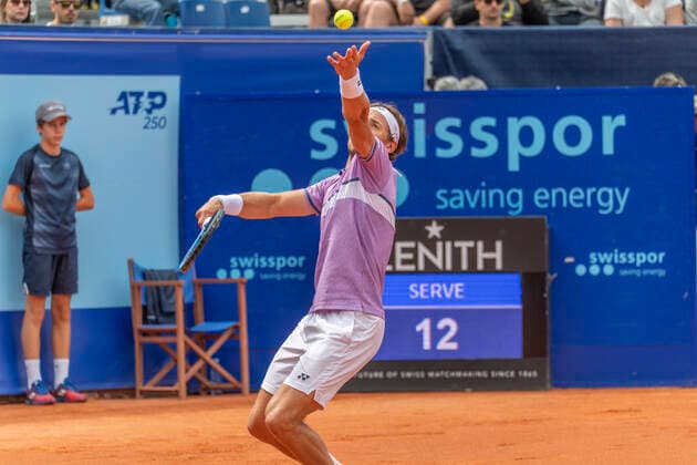 Switzerland: Casper Ruud wins the Gstaad Swiss Open ATP, Tennis Herren Tour 250 Series tournament Gstaad Switzerland, 07 25 2021: Casper Ruud of Norway is in action during the Gstaad Swiss Open ATP Tour 250 Series 2021 tournament final Gstaad Roy Emerson Arena Switzerland Copyright: EricxDubost