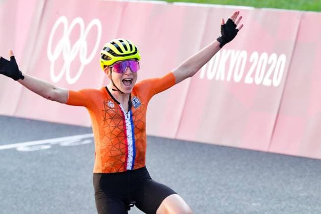 Tokio 2020 im Jahr 2021, Rückblick: Olympische Highlights Annemiek van Vleuten (NED), JULY 25, 2021 - Cycling : Women s Road Race during the Tokyo 2020 Olympic Games, Olympische Spiele, Olympia, OS at the Fuji International Speedway in Shizuoka, Japan. Noxthirdxpartyxsales  (165438944)