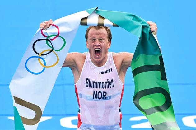 Bilder des Jahres 2021, Sport 07. Juli Sport Themen der Woche KW30 Sport Bilder des Tages joie de Kristian Blummenfelt (Nor) a l arrivee TRIATHLON : Jeux Olympiques - Tokyo - 26 07 2021 JBAutissier Panoramic 