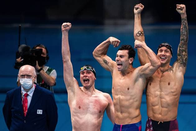 210726 Team USA celebrates during mens 4x100m freestyle swimming final Tokyo Aqustics center during day 3 of the Tokyo 2020 Olympic Games on July 26, 2021 in Tokyo Photo Jon Olav Nesvold PICTURE AGENCY COP 217 JM0169 bbeng swimming swimming olympic games olympics os ol olympiska spel olympiske leker tokyo2020 tokyo 2020 tokyo os tokyo ol jubel,  Copyright: JONxOLAVxNESVOLD BB210726JE039