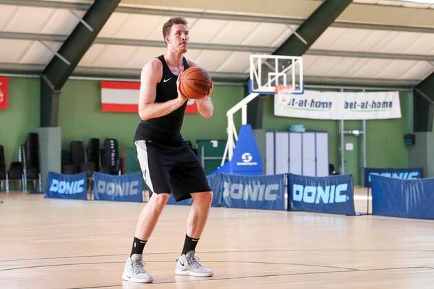 BASKETBALL - photo shooting with Jakob Poeltl VIENNA,AUSTRIA,26.JUL.21 - BASKETBALL - photo shooting with Jakob Poeltl. Image shows Jakob Poeltl (San Antonio Spurs).  GEPAxpictures xPhilippxBrem