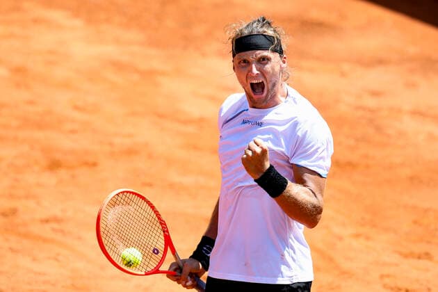 TENNIS - ATP, Tennis Herren Generali Open 2021 KITZBUEHEL,AUSTRIA,26.JUL.21 - TENNIS - ATP World Tour, Generali Open. Image shows the rejoicing of Jozef Kovalik (SVK).  GEPAxpictures xPatrickxSteiner