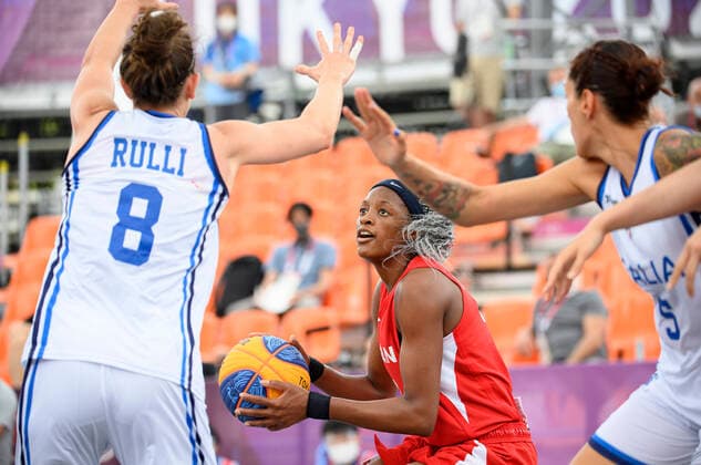 Stephanie MAWULI JPN , center, action, one-on-one, against Giulia RULLI ITA left and Marcella FILIPPI ITA Italy ITA vs Japan JPN 10 22 3 x 3 Womens Basketball, Women s Pool Round, Aomi Urban Sports Park 26 07 2021 2020 Summer Olympics, from 23 07 08 2021 in Tokyo Japan.
