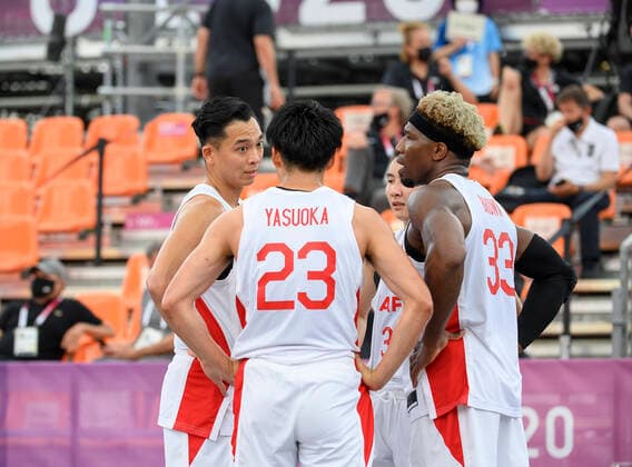 Review of Japanese players, from left to right Tomoya OCHIAI JPN , Ryuto YASUOKA JPN , Keisei TOMINAGI JPN and Ira BROWN JPN , Japan JPN vs Russian Olympic Committee ROC 16 19 3 x 3 Mens Basketball, Men s Pool Round, Aomi Urban Sports Park 26 07 2021 Summer Olympics 2020, from 23 07 08 2021 in Tokyo Japan