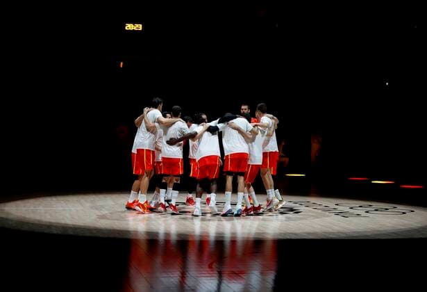 Spain s players before the match between Spain and Japan for Group C of men s basketball for the 2020 Olympic Games, Olympische Spiele, Olympia, OS at the Saitama Super Arena in Tokyo, Japan, 25 July 2021. 2020 Olympics Basketball: Spain - Japan !ACHTUNG: NUR REDAKTIONELLE NUTZUNG!  Copyright: xKaixFoesterlingx EVE2347 20210726-d52a827fcc79ba4ba6991c6106fc43b0039cf04f