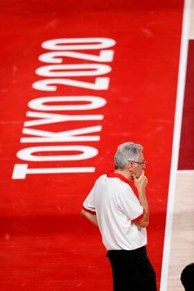 Japan s head coach Julio Lamas reacts during the match between Spain and Japan for Group C of men s basketball for the 2020 Olympic Games, Olympische Spiele, Olympia, OS at the Saitama Super Arena in Tokyo, Japan, 25 July 2021. 2020 Olympics Basketball: Spain - Japan !ACHTUNG: NUR REDAKTIONELLE NUTZUNG!  Copyright: xKaixFoesterlingx EVE2432 20210726-310b2601587fb3e1a3e736cc06f6c96342582835