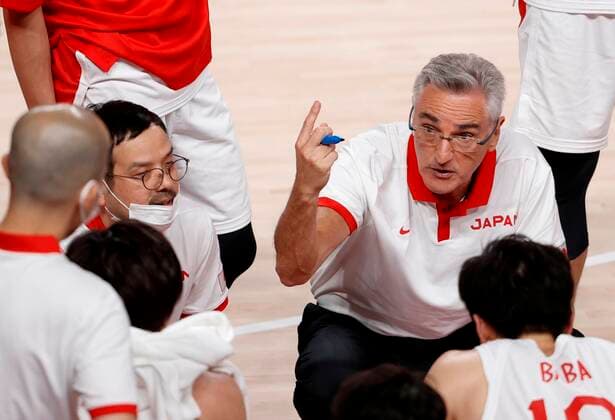 Japan s head coach Julio Lamas reacts during the match between Spain and Japan for Group C of men s basketball for the 2020 Olympic Games, Olympische Spiele, Olympia, OS at the Saitama Super Arena in Tokyo, Japan, 25 July 2021. 2020 Olympics Basketball: Spain - Japan !ACHTUNG: NUR REDAKTIONELLE NUTZUNG!  Copyright: xKaixFoesterlingx EVE2439 20210726-d4aca0d37ac44cd3819b5a5a20c07c77399e24d7