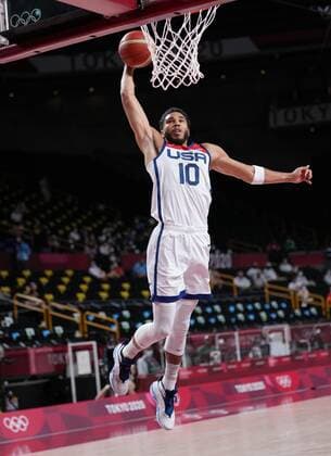 (210728) -- TOKYO, July 28, 2021 -- Jayson Tatum of the United States goes up for the basket during the men s preliminary round match of basketball between the United States and Iran at Tokyo 2020 Olympic Games, Olympische Spiele, Olympia, OS in Saitama, Japan, July 28, 2021. ) (TOKYO2020)JAPAN-SAITAMA-OLY-BASKETBALL-MEN S PRELIMINARY MengxYongmin 