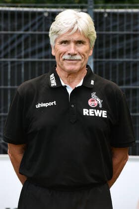 Team doctor Dr Peter Schäferhoff 1 FC Köln 1 BL, portrait date 2021 2022