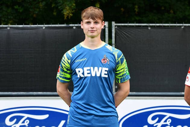 Jonas Urbig 1 FC Köln 1 BL, portrait date 2021 2022