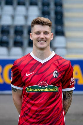 Lukas Kuebler SC Freiburg, 17 , GER, SC Freiburg, 29 07 2021, Media Day Fussball Bundesliga, Spielzeit 2021 2022 DFL REGULATIONS PROHIBIT ANY USE OF PHOTOGRAPHS AS IMAGE SEQUENCES AND OR uerthQUASI VIDEO GER, SC Freiburg, 29 07 2021, Media Day Fussball Bundesliga, Spielzeit 2021 2022 Freiburg Copyright: xEibnerxPressefotox EP_EER