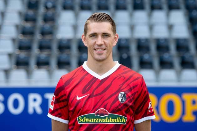 Nils Petersen SC Freiburg, 18 , GER, SC Freiburg, 29 07 2021, Media Day Fussball Bundesliga, Spielzeit 2021 2022 DFL REGULATIONS PROHIBIT ANY USE OF PHOTOGRAPHS AS IMAGE SEQUENCES AND OR uerthQUASI VIDEO GER, SC Freiburg, 29 07 2021, Media Day Fussball Bundesliga, Spielzeit 2021 2022 Freiburg Copyright: xEibnerxPressefotox EP_EER