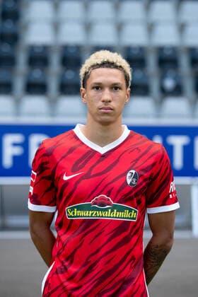 Nishan Burkart SC Freiburg, 45 , GER, SC Freiburg, 29 07 2021, Media Day Fussball Bundesliga, Spielzeit 2021 2022 DFL REGULATIONS PROHIBIT ANY USE OF PHOTOGRAPHS AS IMAGE SEQUENCES AND OR uerthQUASI VIDEO GER, SC Freiburg, 29 07 2021, Media Day Fussball Bundesliga, Spielzeit 2021 2022 Freiburg Copyright: xEibnerxPressefotox EP_EER