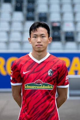 Wooyeong Jeong SC Freiburg, 29 , GER, SC Freiburg, 29 07 2021, Media Day Fussball Bundesliga, Spielzeit 2021 2022 DFL REGULATIONS PROHIBIT ANY USE OF PHOTOGRAPHS AS IMAGE SEQUENCES AND OR uerthQUASI VIDEO GER, SC Freiburg, 29 07 2021, Media Day Fussball Bundesliga, Spielzeit 2021 2022 Freiburg Copyright: xEibnerxPressefotox EP_EER
