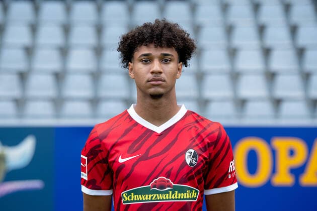 Kevin Schade SC Freiburg, 20 , GER, SC Freiburg, 29 07 2021, Media Day Fussball Bundesliga, Spielzeit 2021 2022 DFL REGULATIONS PROHIBIT ANY USE OF PHOTOGRAPHS AS IMAGE SEQUENCES AND OR uerthQUASI VIDEO GER, SC Freiburg, 29 07 2021, Media Day Fussball Bundesliga, Spielzeit 2021 2022 Freiburg Copyright: xEibnerxPressefotox EP_EER