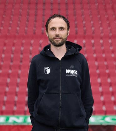 Daniel Mueller Head of Medical Department FC Augsburg 1907 1 BL, portrait date 2021 2022,