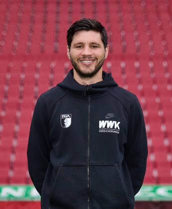 Benedikt Brust Videoanalyst FC Augsburg 1907 1 BL, Porträttermin 2021 2022,