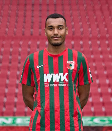 Maurice Malone FC Augsburg 1907 1 BL, portrait date 2021 2022,